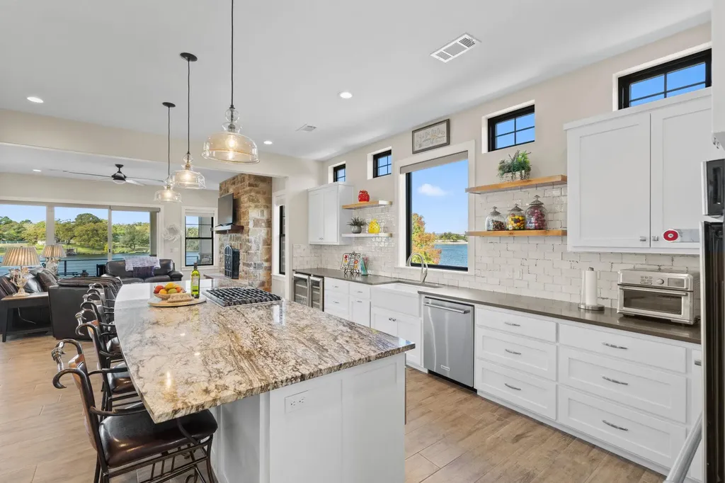 624 Waterside Drive Marble Falls TX 78654