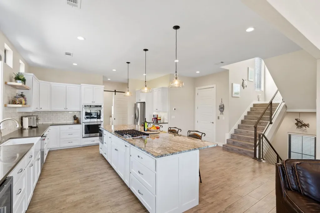 624 Waterside Drive Marble Falls TX 78654