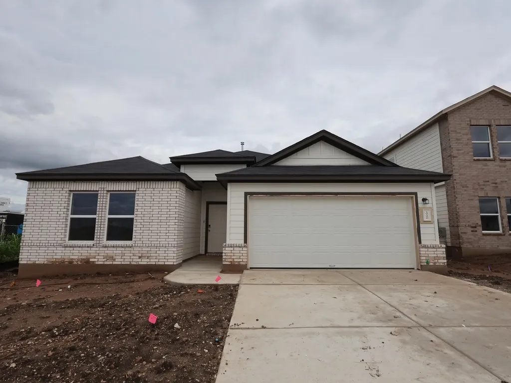 10100 Majestic Hawk Way Buda TX 78610