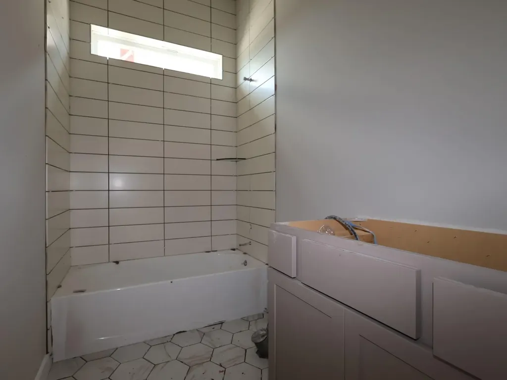 275 Callahan Loop Buda TX 78610