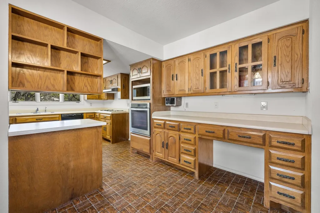 10314 W Darleen Drive Leander TX 78641
