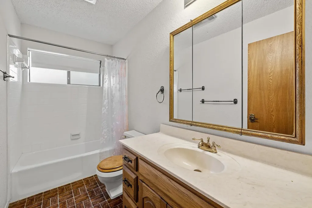 10314 W Darleen Drive Leander TX 78641