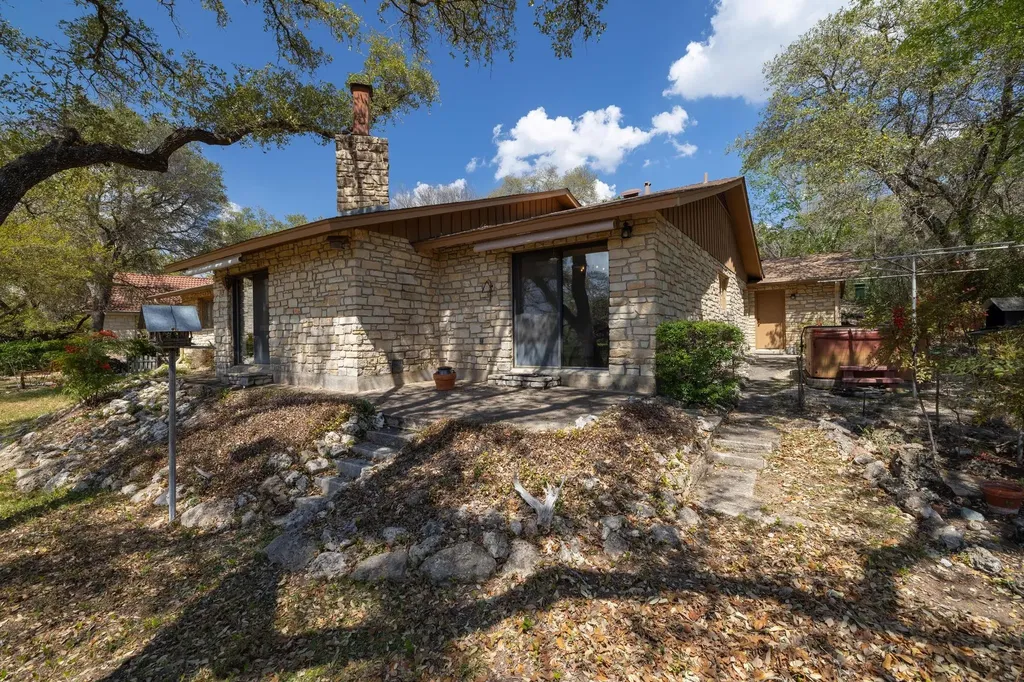 10314 W Darleen Drive Leander TX 78641