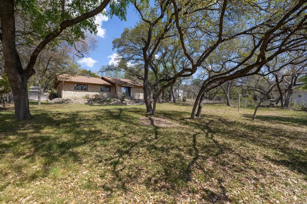 10314 W Darleen Drive Leander TX 78641