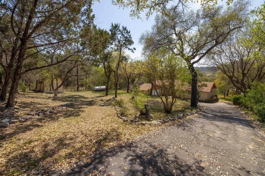 10314 W Darleen Drive Leander TX 78641