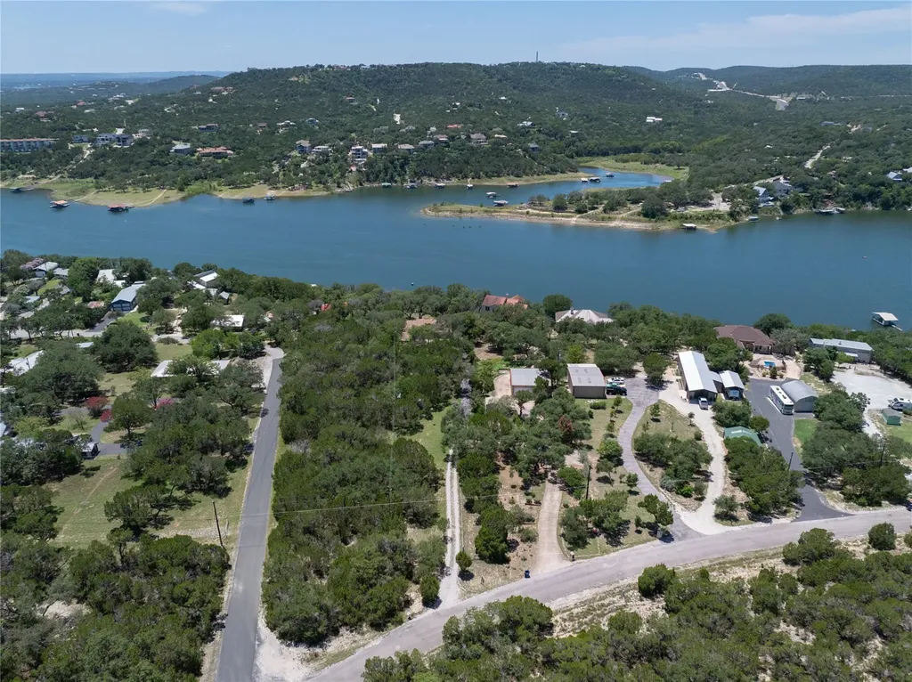 10314 W Darleen Drive Leander TX 78641