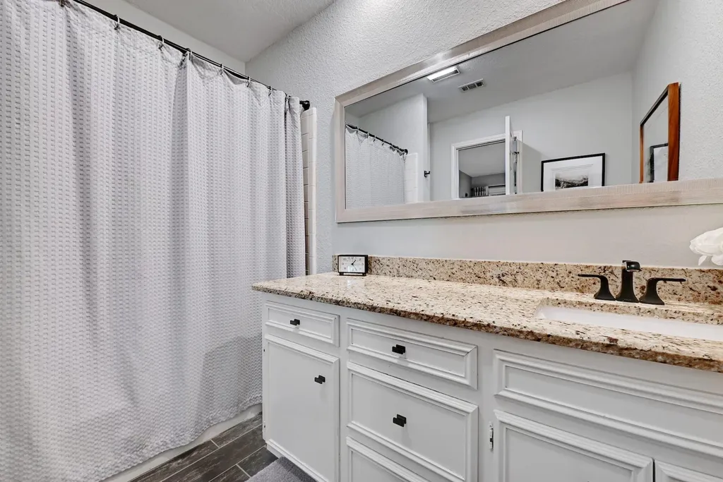 11133 Pinehurst Drive Austin TX 78747