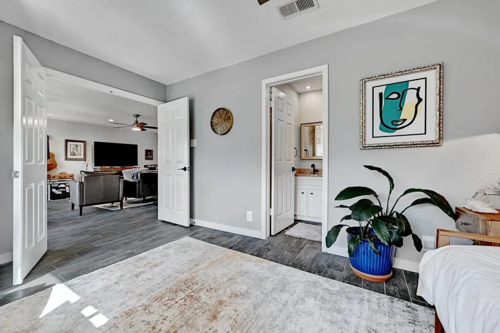 11133 Pinehurst Drive Austin TX 78747