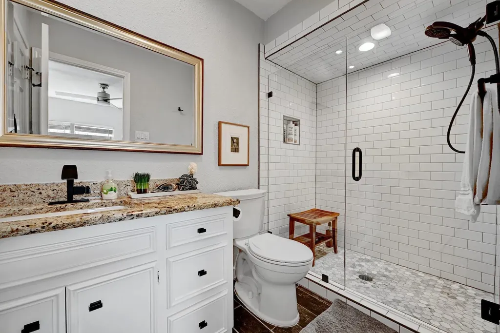 11133 Pinehurst Drive Austin TX 78747