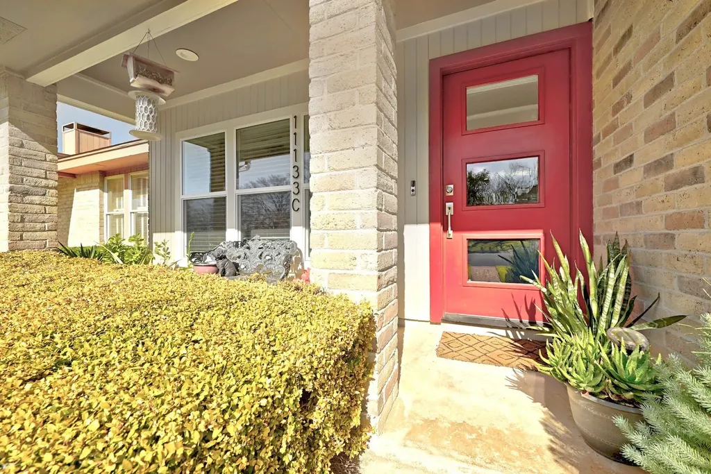 11133 Pinehurst Drive Austin TX 78747