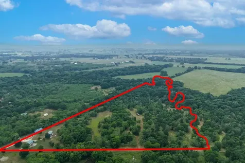 645 Jerrys Creek Lockhart TX 78644