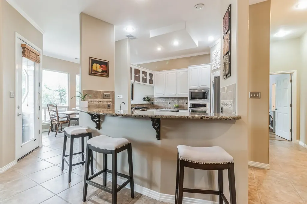 10905 W Cave Boulevard Dripping Springs TX 78620
