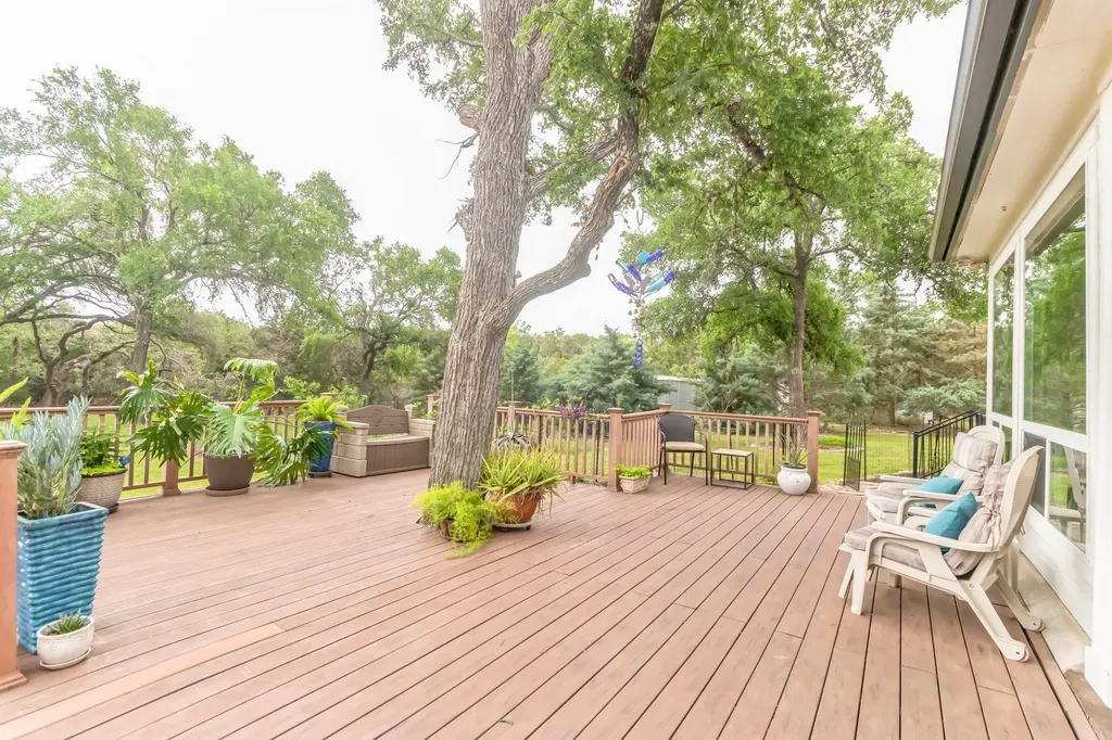 10905 W Cave Boulevard Dripping Springs TX 78620