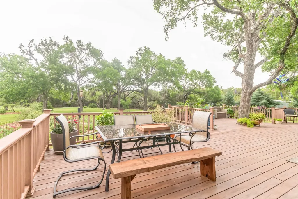 10905 W Cave Boulevard Dripping Springs TX 78620