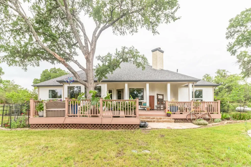 10905 W Cave Boulevard Dripping Springs TX 78620