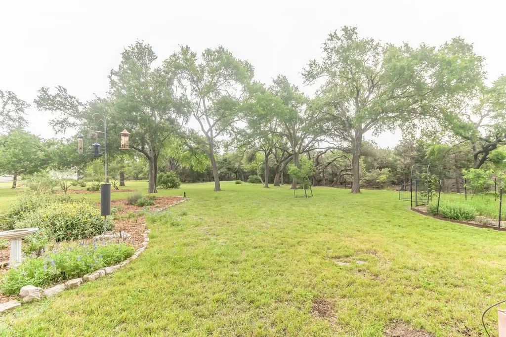 10905 W Cave Boulevard Dripping Springs TX 78620