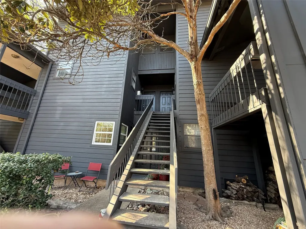 1411 Norwalk Lane Austin TX 78703