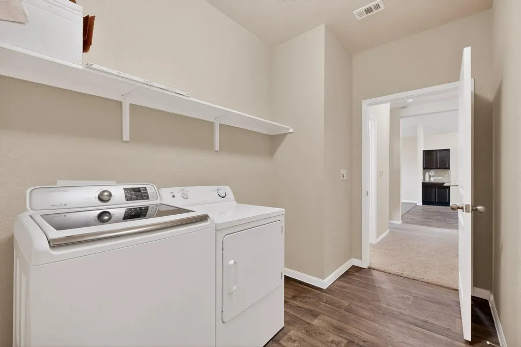 5905 Diamondleaf Bend Austin TX 78724