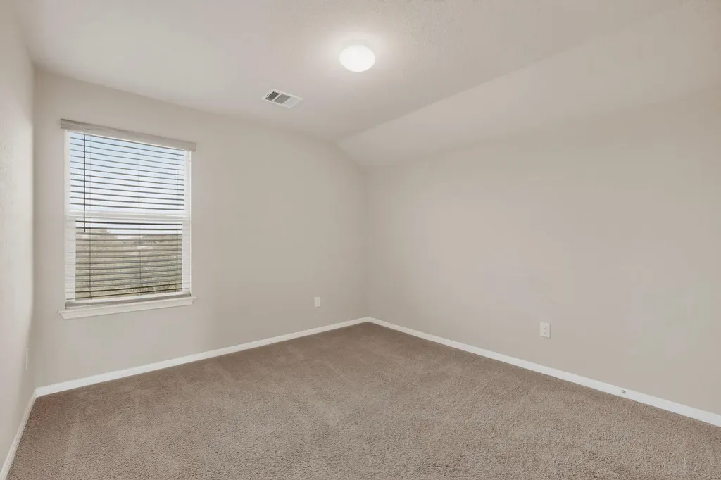 5905 Diamondleaf Bend Austin TX 78724
