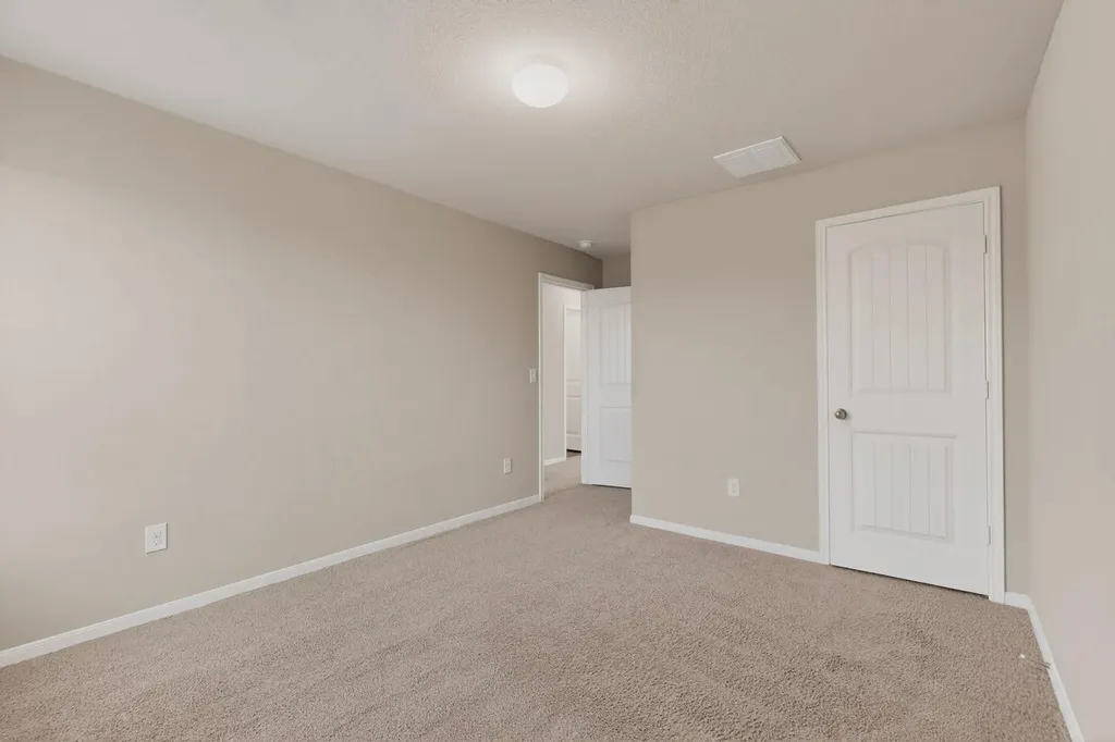 5905 Diamondleaf Bend Austin TX 78724