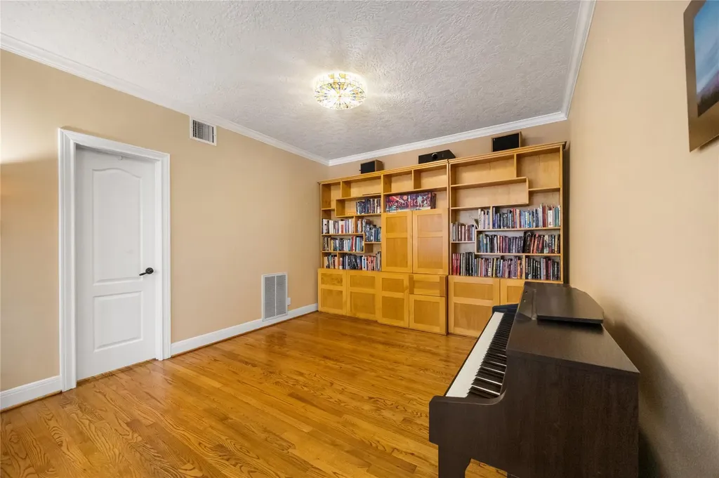 5002 Avenue H Austin TX 78751