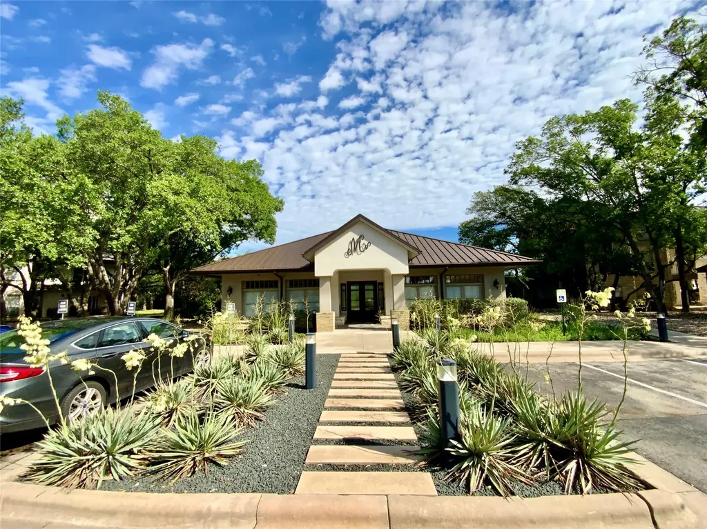 6000 Shepherd Mountain Cove Austin TX 78730
