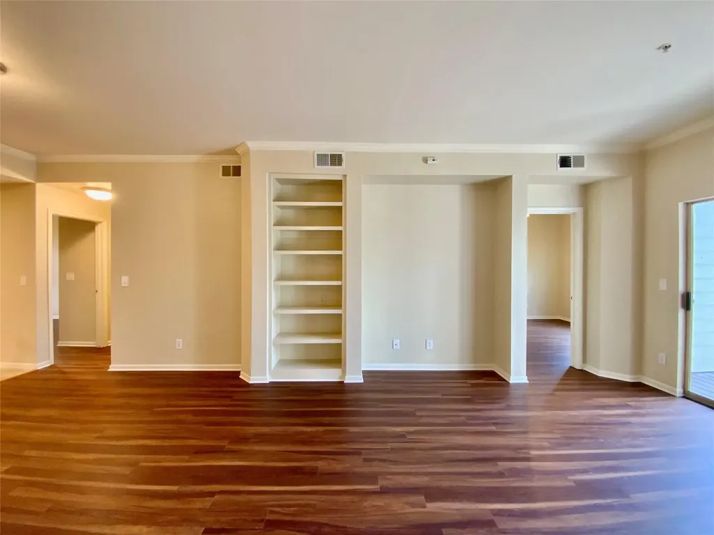 6000 Shepherd Mountain Cove Austin TX 78730