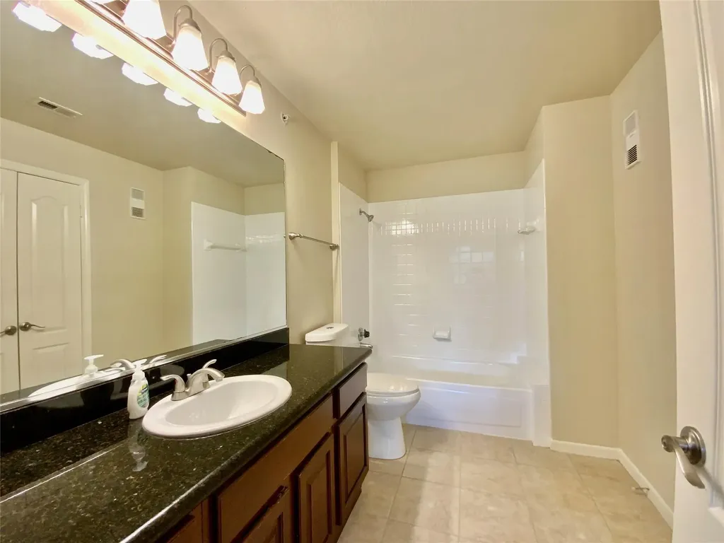 6000 Shepherd Mountain Cove Austin TX 78730