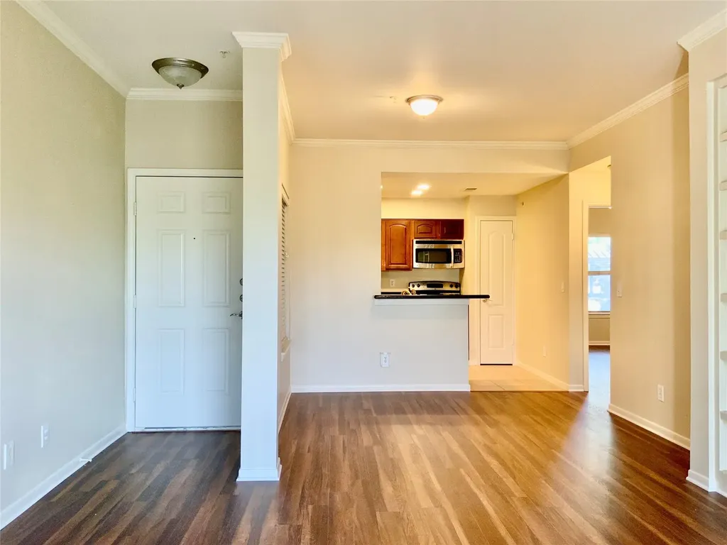 6000 Shepherd Mountain Cove Austin TX 78730