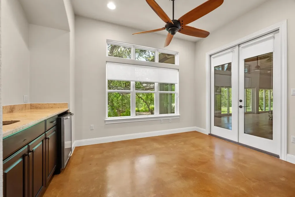 1012 Quail Ridge Drive Dripping Springs TX 78620