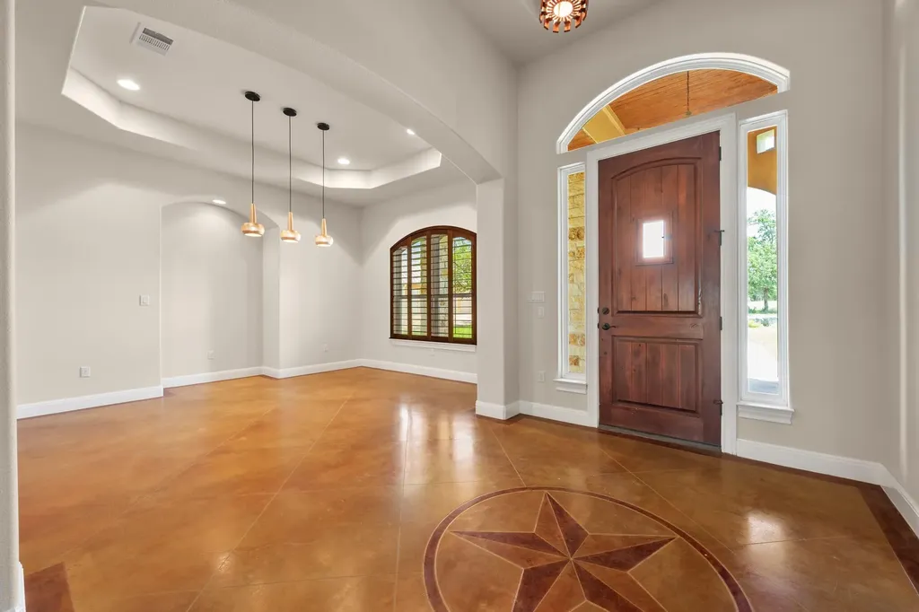 1012 Quail Ridge Drive Dripping Springs TX 78620