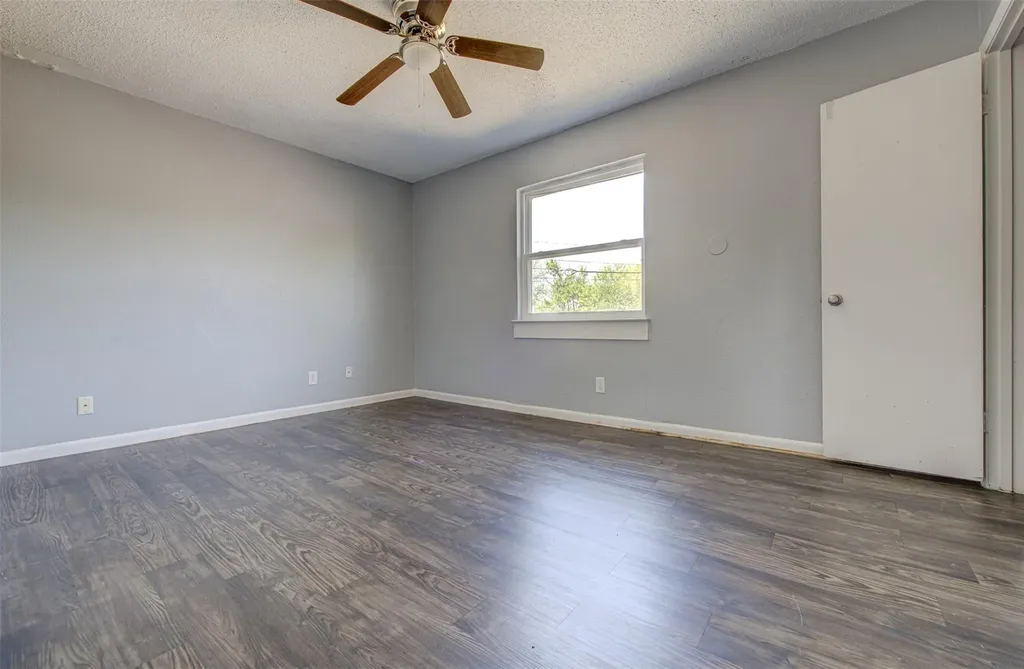 1306 E Saint Johns Avenue Austin TX 78752