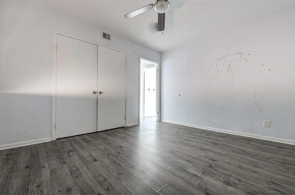 1306 E Saint Johns Avenue Austin TX 78752