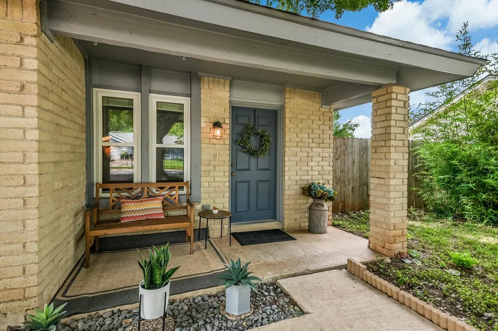 623 Buckskin Drive N Round Rock TX 78681