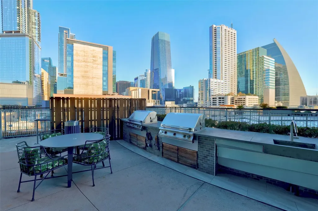501 West Avenue Austin TX 78701
