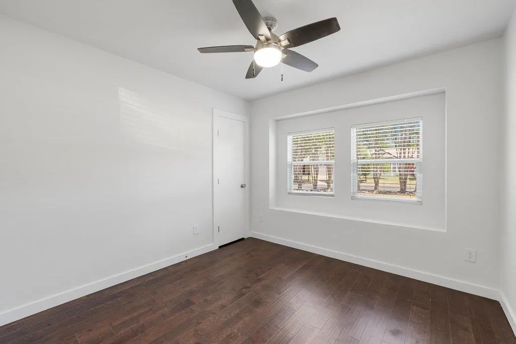 5611 Porsche Lane Austin TX 78749