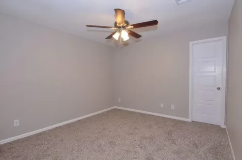 203 County Glen Street Leander TX 78641