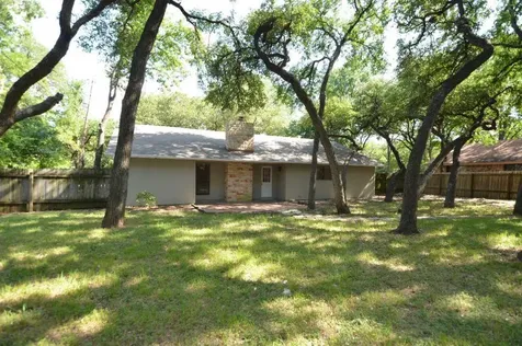 203 County Glen Street Leander TX 78641
