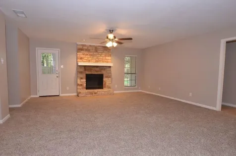 203 County Glen Street Leander TX 78641