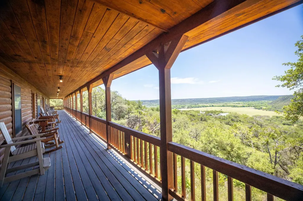 1012 Mourning Dove Canyon Lake TX 78133