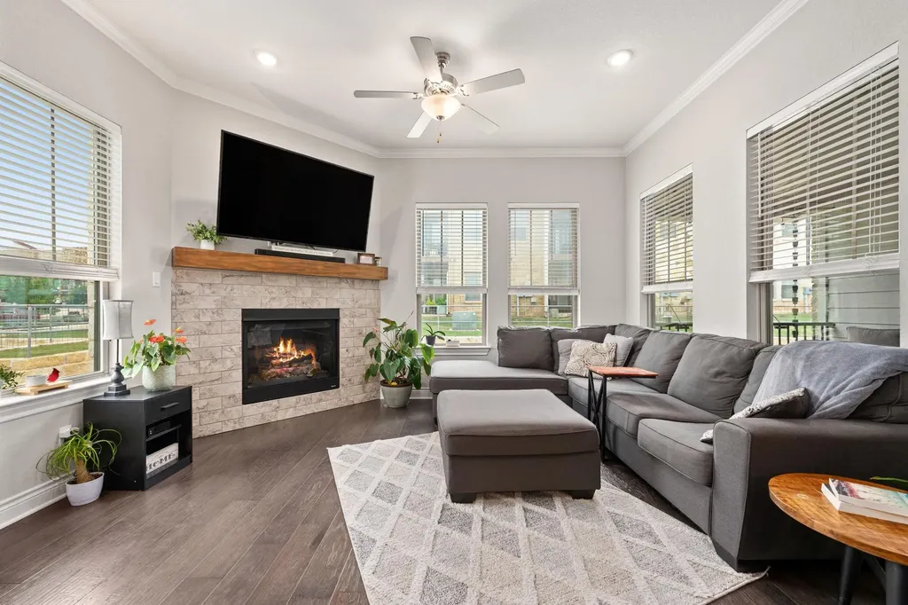 372 Adams Street Georgetown TX 78628