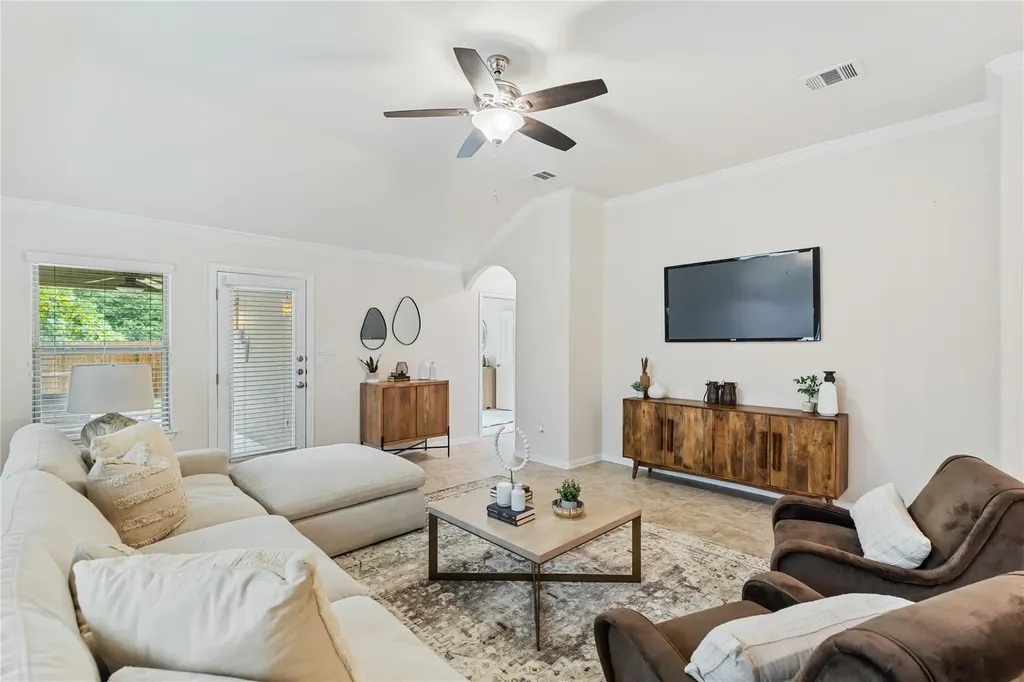 4017 Darryl Street Round Rock TX 78681