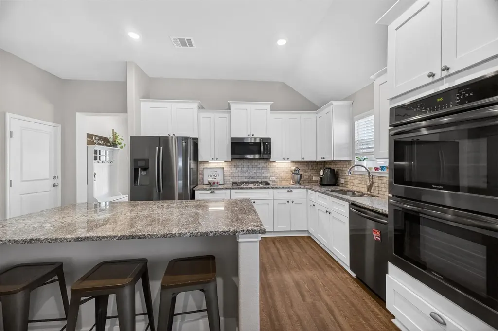 1009 Bright Star Cove Georgetown TX 78628