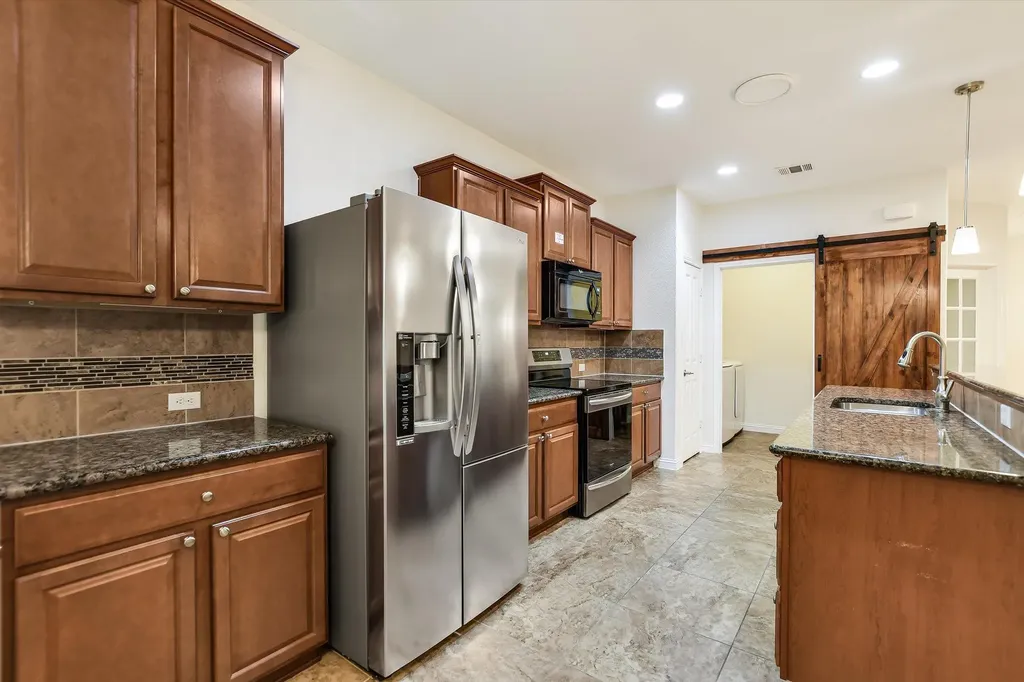 104 Medina Creek Cove Georgetown TX 78633