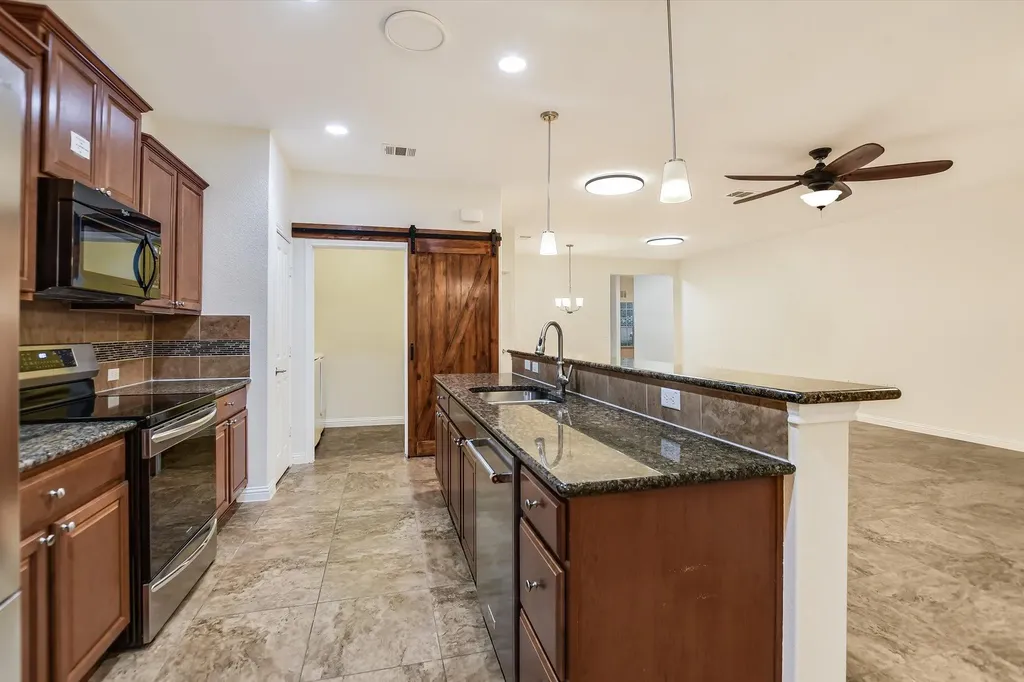 104 Medina Creek Cove Georgetown TX 78633