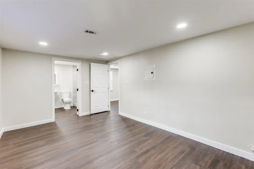 1118 Spur Street Austin TX 78721