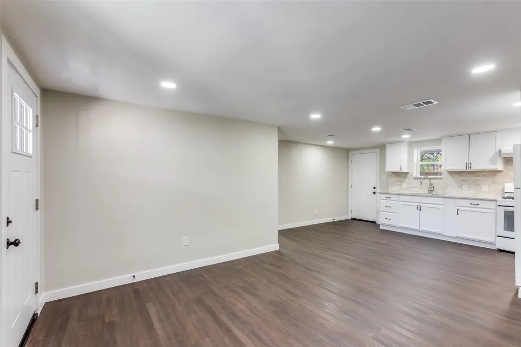 1118 Spur Street Austin TX 78721
