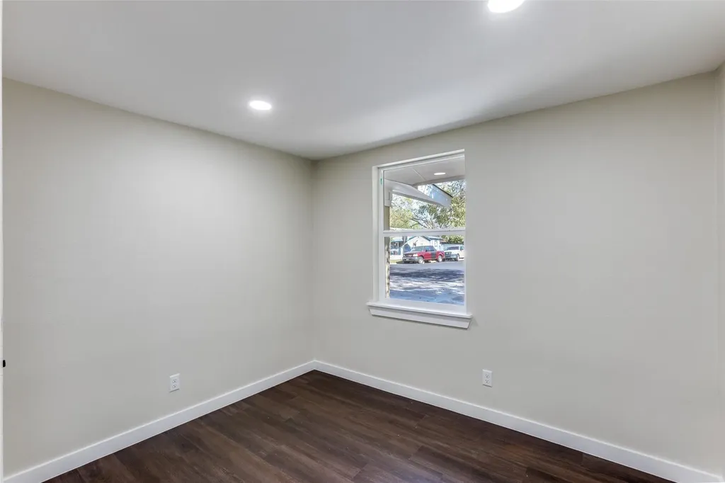 1118 Spur Street Austin TX 78721
