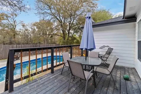 106 Shadow Wood Trail Cedar Creek TX 78612