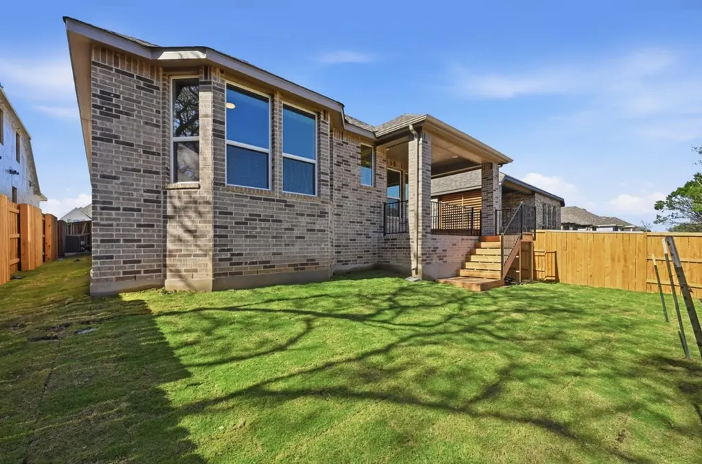 158 High Rock Pass Kyle TX 78640